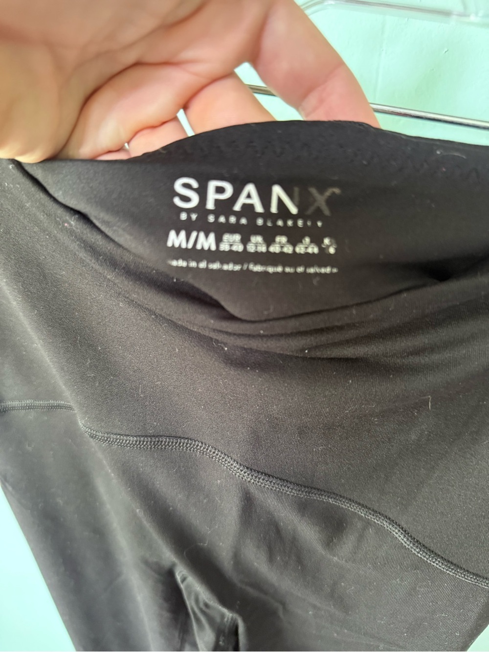 Spanx High-Waisted Shape Wear Black Leggings Size Medium - Picture 9 of 9
